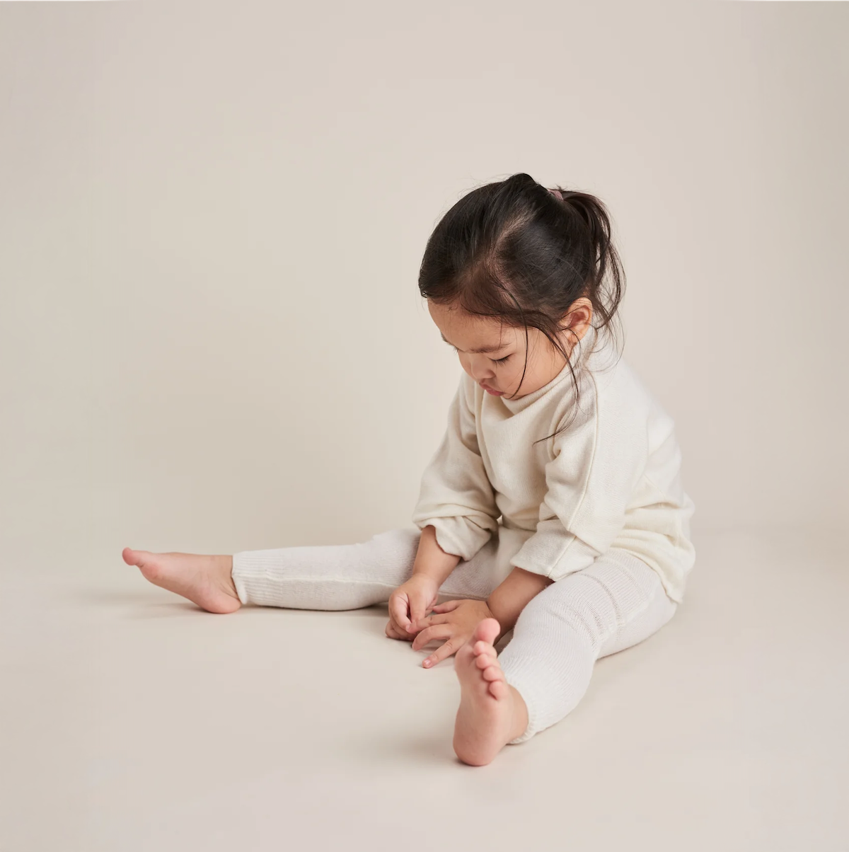 Funnel Sweater & Footless Leggings Set - Snow White