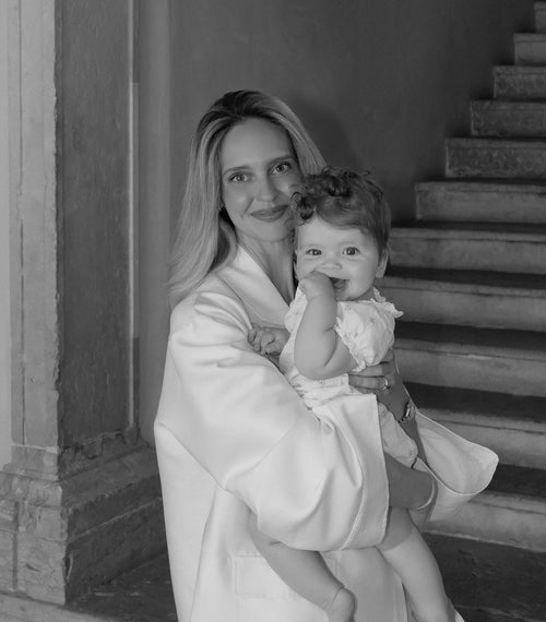 Saasha Burn's Gift Edit