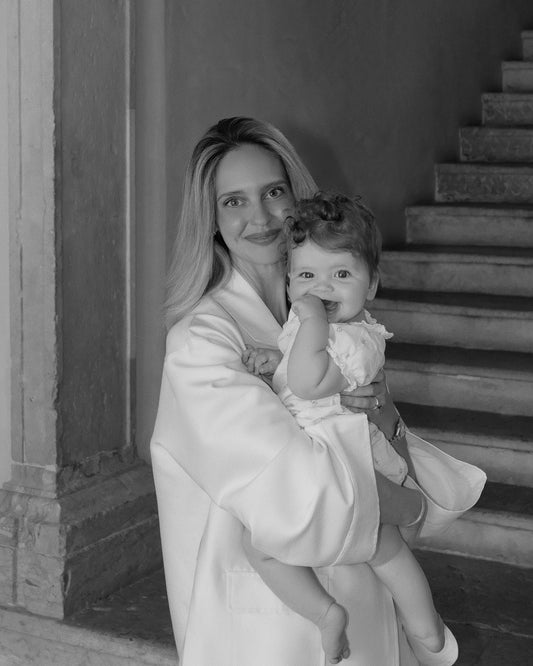 Saasha Burn's Gift Edit