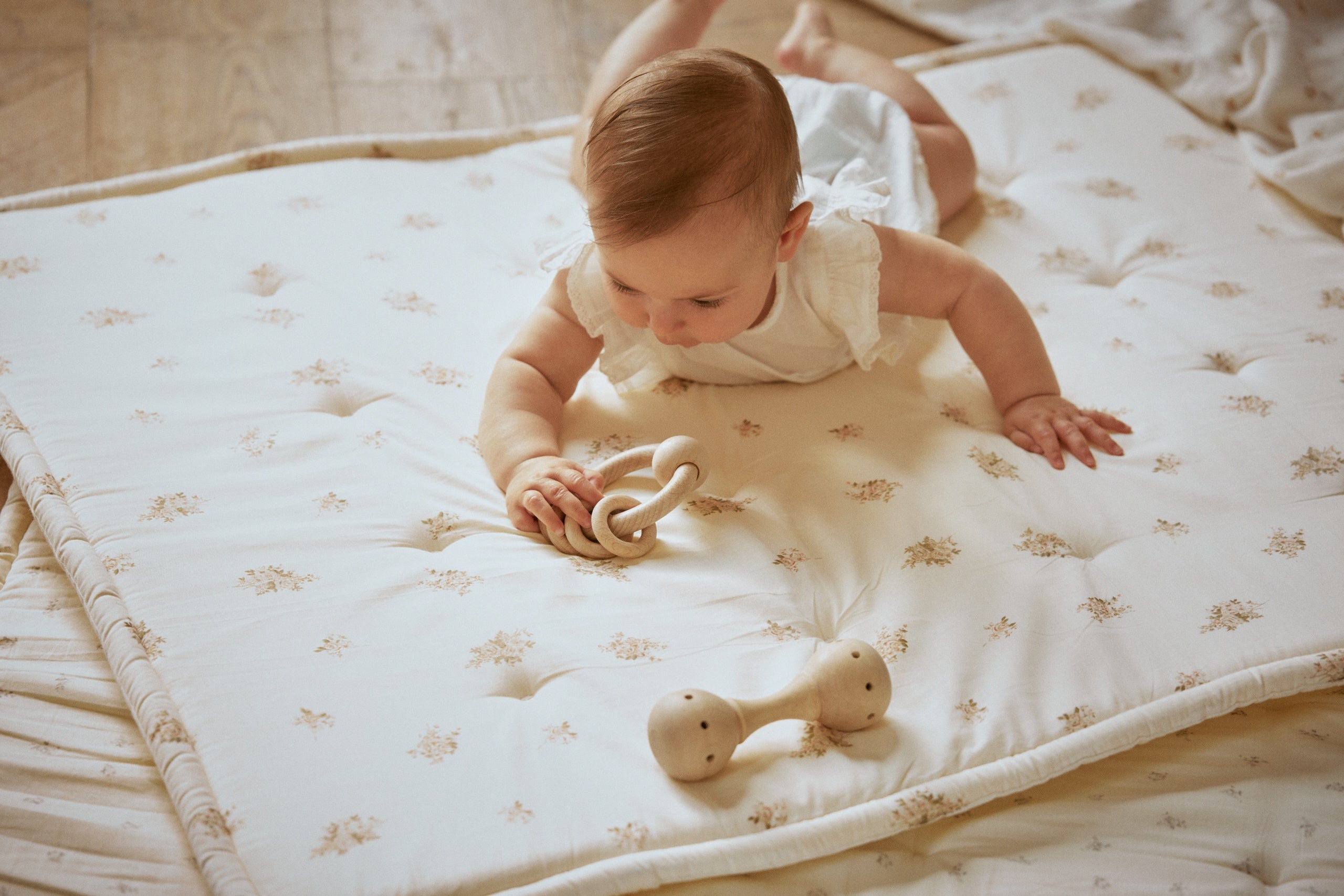 Play 2025 mattress baby